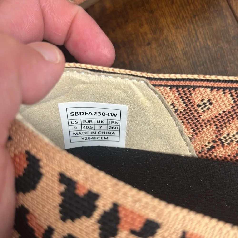 Leopard Print Women's Flats Size 9